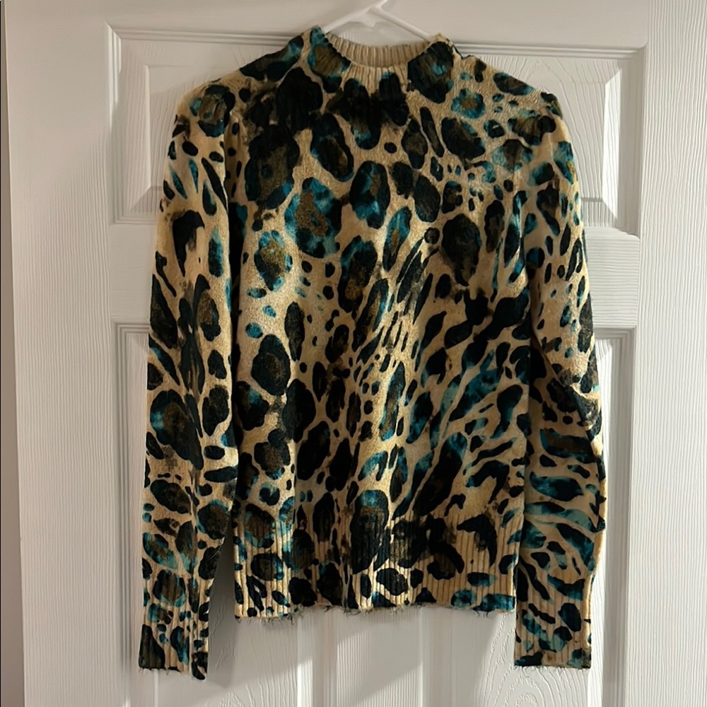 ESQUALO Teal & Black Leopard Print Crewneck Sweater on Cream